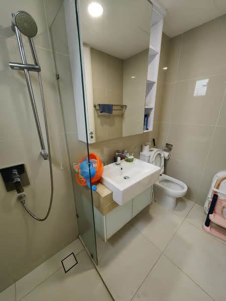 Service Residence for Sale at United Point (Residensi Berpadu) - Leon Teh - Bathroom - PropertyGuru.com.my