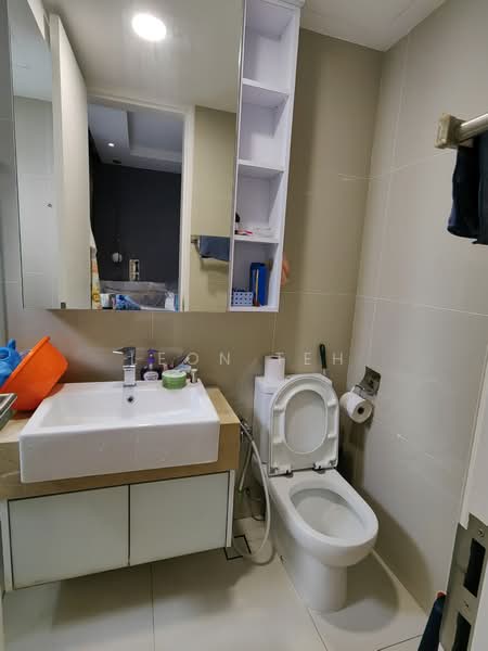 Service Residence for Sale at United Point (Residensi Berpadu) - Leon Teh - Bathroom - PropertyGuru.com.my