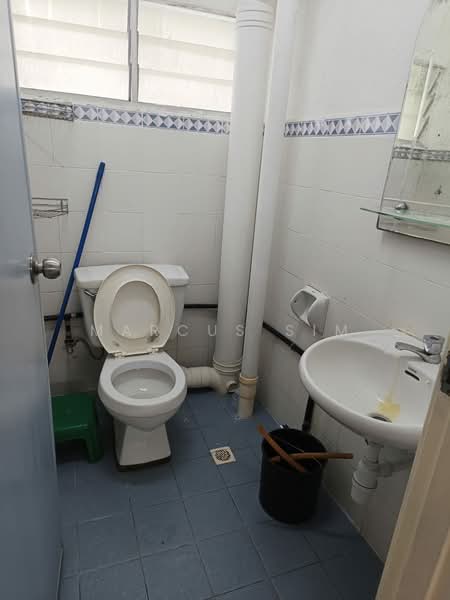 Apartment for Rent at Taman Kristal - Marcus Sim - Bathroom - PropertyGuru.com.my