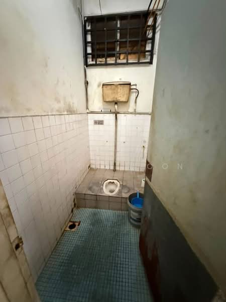 Kilang Teres untuk Dijual di Taman Desa Jaya (Johor Bahru) - Kayden Voon - Bathroom - PropertyGuru.com.my
