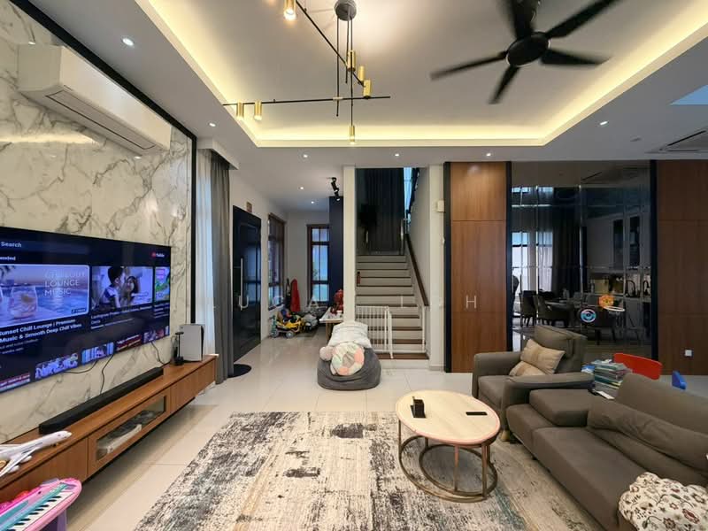 Bungalow House untuk Dijual di Eco Grandeur (Puncak Alam) - Lucas Loh - Living Room - PropertyGuru.com.my