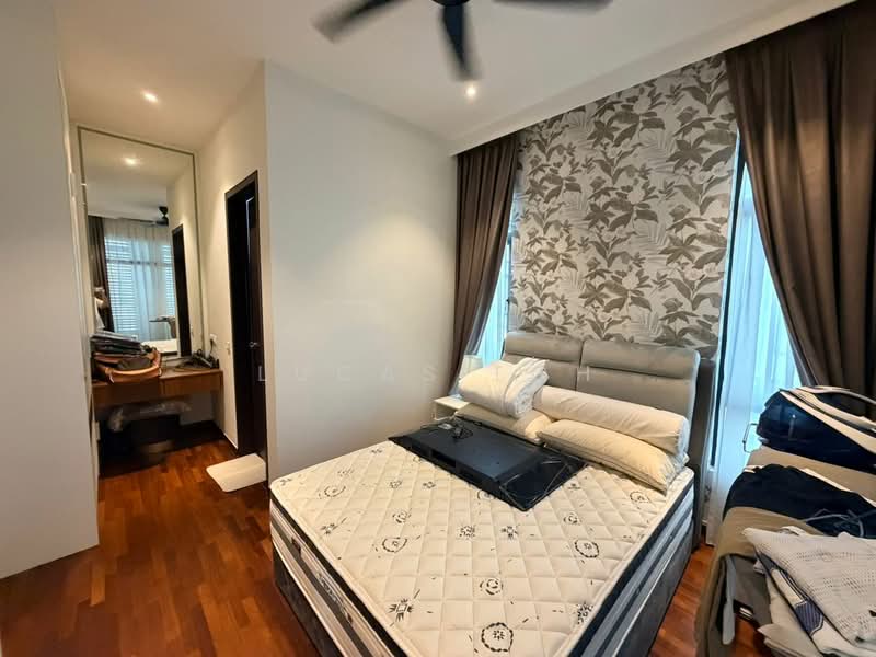 Bungalow House untuk Dijual di Eco Grandeur (Puncak Alam) - Lucas Loh - Bedroom - PropertyGuru.com.my