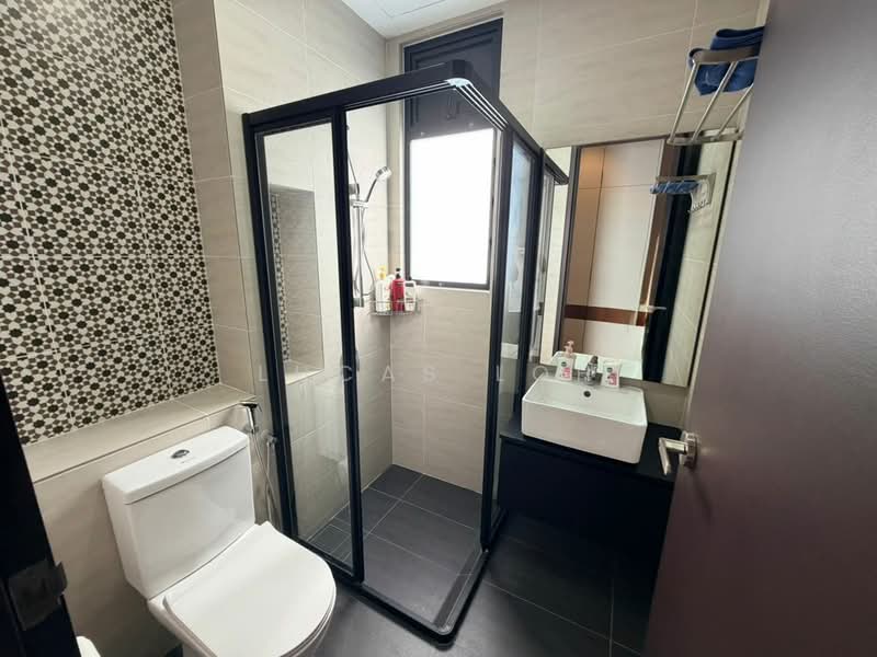 Bungalow House untuk Dijual di Eco Grandeur (Puncak Alam) - Lucas Loh - Bathroom - PropertyGuru.com.my