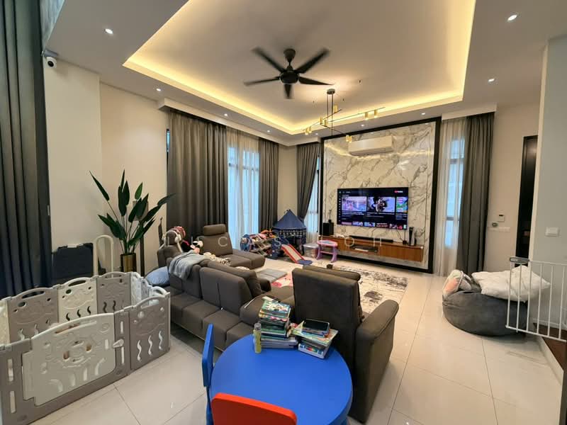Bungalow House untuk Dijual di Eco Grandeur (Puncak Alam) - Lucas Loh - Living Room - PropertyGuru.com.my