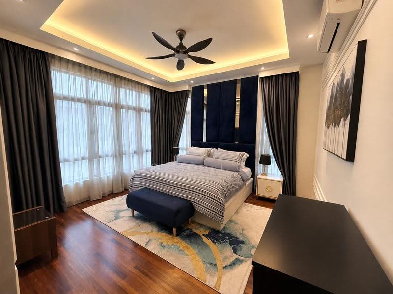Rumah Banglo untuk Dijual di Eco Grandeur (Puncak Alam) - Lucas Loh - Master Bedroom - PropertyGuru.com.my