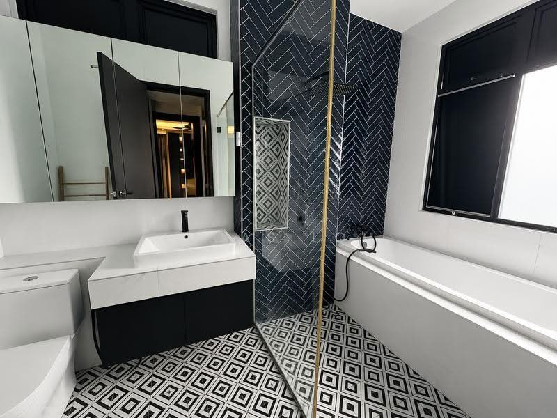 Rumah Banglo untuk Dijual di Eco Grandeur (Puncak Alam) - Lucas Loh - Bathroom - PropertyGuru.com.my