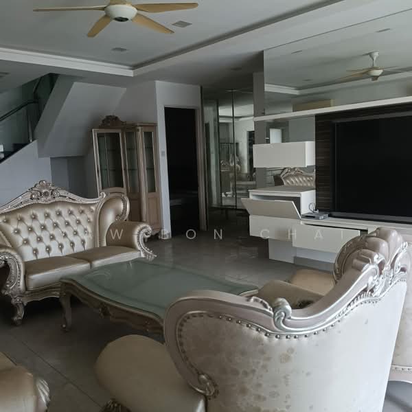 Condominium for Rent at 8 Petaling - Yaw Bon Chai - Living Room - PropertyGuru.com.my