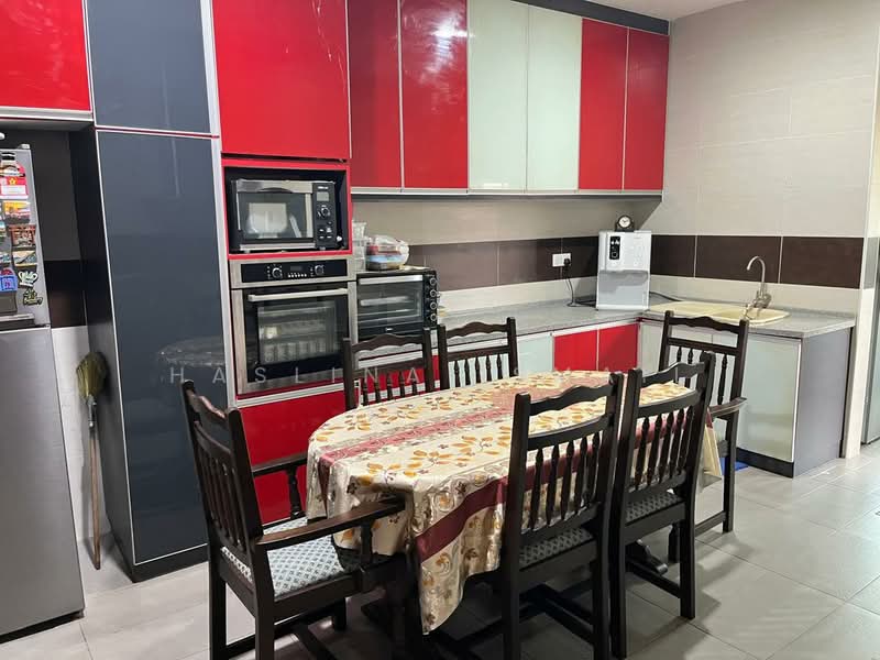 2-storey Terraced House for Sale in Kota Seriemas (Nilai) - Haslina Ismail - Kitchen - PropertyGuru.com.my