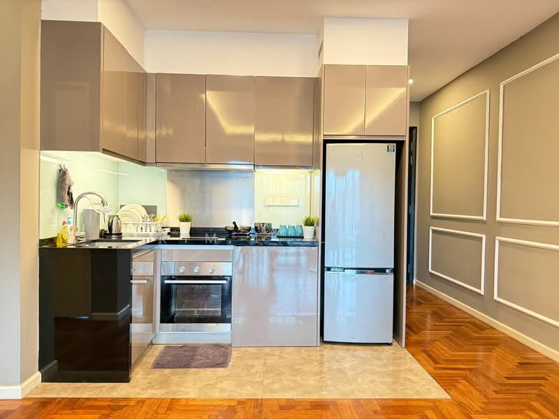 Kediaman Servis untuk Dijual di Vista Residences - Kim L. Law - Kitchen - PropertyGuru.com.my