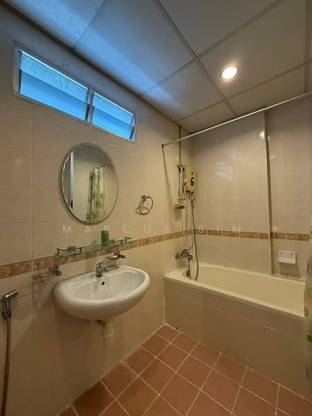 Condominium for Sale at Putra Place Condominium - Marcus Sim - Bathroom - PropertyGuru.com.my