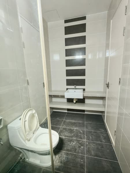 Bungalow House untuk Dijual di Klebang (Melaka) - Wesley Tan - Bathroom - PropertyGuru.com.my