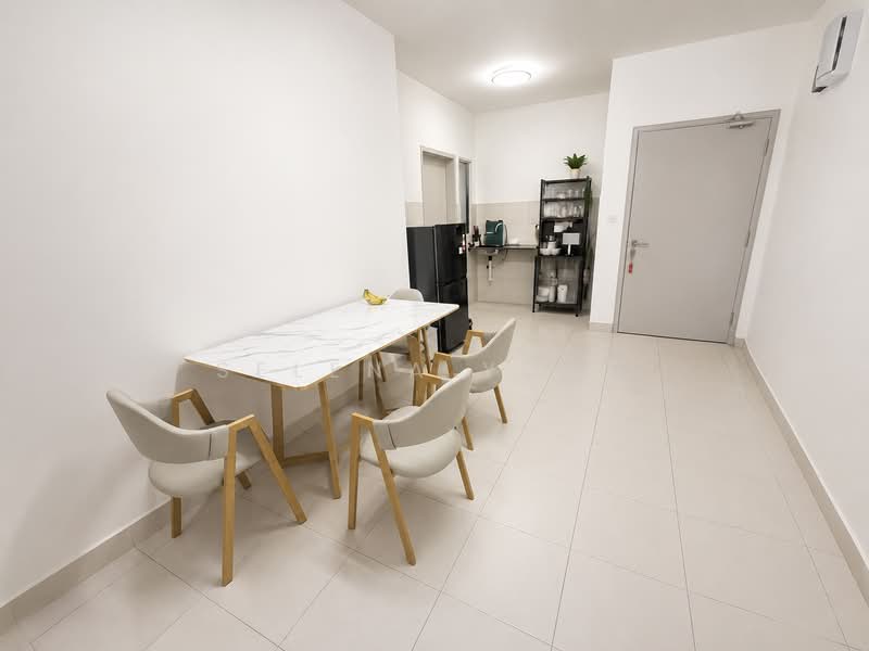 Pangsapuri untuk Disewa di Residensi Riamas - SELENA YONG - Dining Room - PropertyGuru.com.my