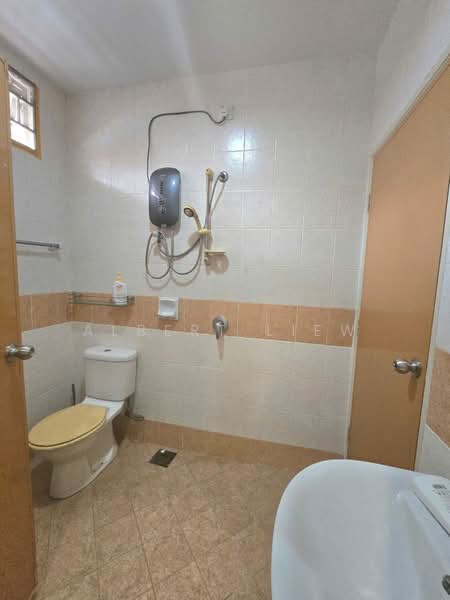 2-storey Terraced House for Sale in Tampoi (Johor) - Albert Liew - Bathroom - PropertyGuru.com.my