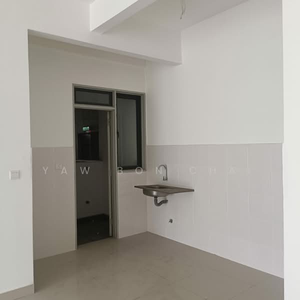Condominium for Sale at Legendview - Yaw Bon Chai - Kitchen - PropertyGuru.com.my