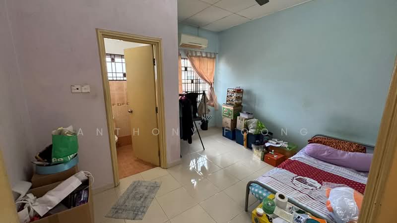 Semi-Detached House for Sale in Seri Aman Heights (Sungai Buloh) - Anthony Foong - Bedroom - PropertyGuru.com.my