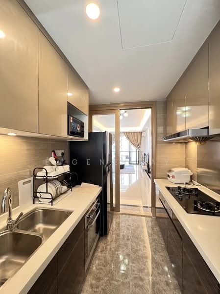 Kondominium untuk Dijual di Bay Point @ Country Garden Danga Bay - Eugene Tay - Kitchen - PropertyGuru.com.my