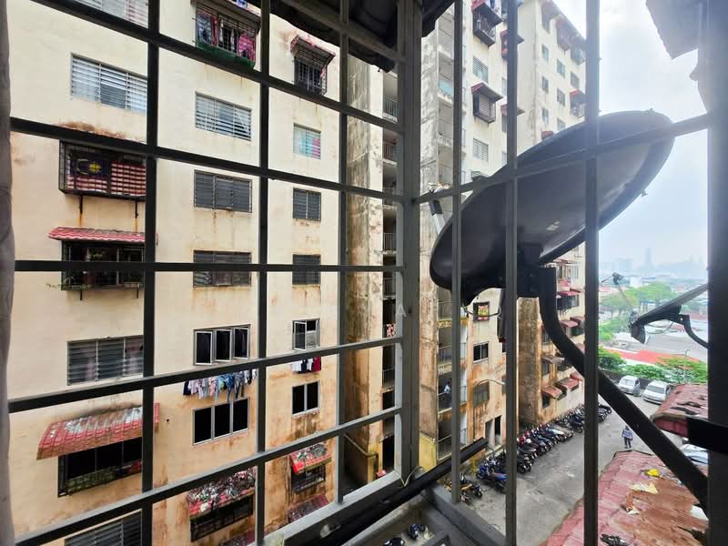 Rumah Flat untuk Dijual di Cheras Ria - Zul Syafiq - Exterior - PropertyGuru.com.my