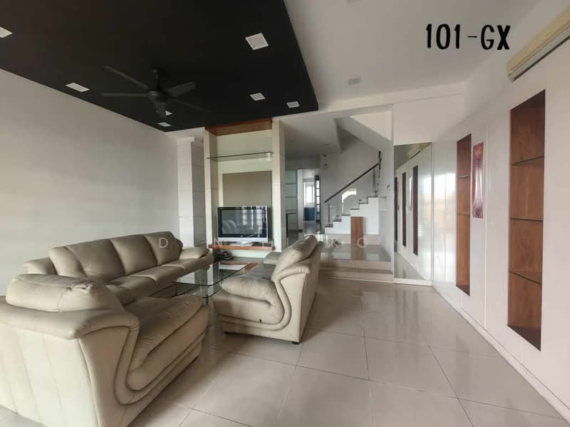 Rumah Teres 2-Tingkat untuk Dijual di Taman Eng Ann (Klang) - Daniel Kok - Living Room - PropertyGuru.com.my