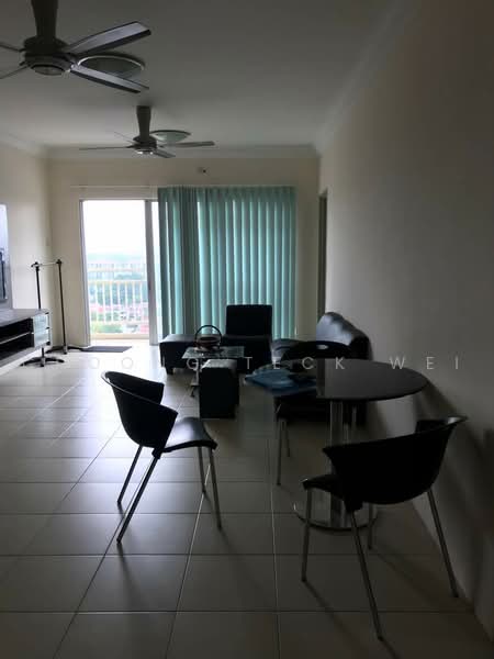 Kondominium untuk Dijual di Angkasa Condominiums - Choong Teck Wei - Living Room - PropertyGuru.com.my