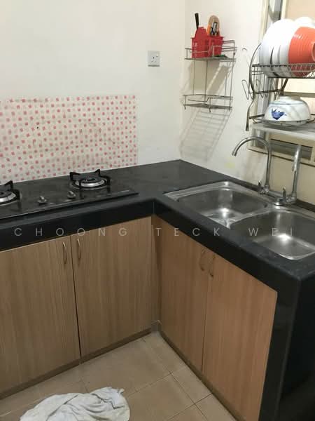 Kondominium untuk Dijual di Angkasa Condominiums - Choong Teck Wei - Kitchen - PropertyGuru.com.my
