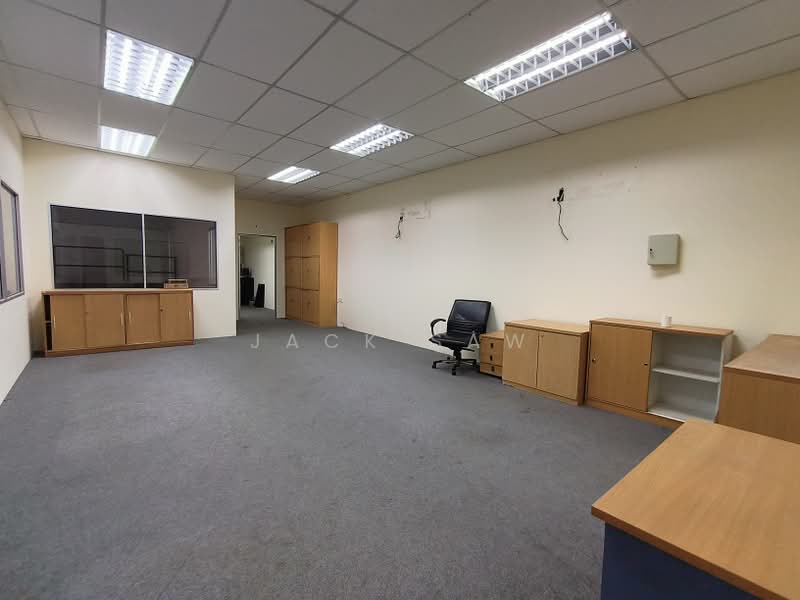 Kilang Teres untuk Disewa di Kawasan Perindustrian Bukit Tengah (Bukit Mertajam) - Jack Saw - Interior - PropertyGuru.com.my