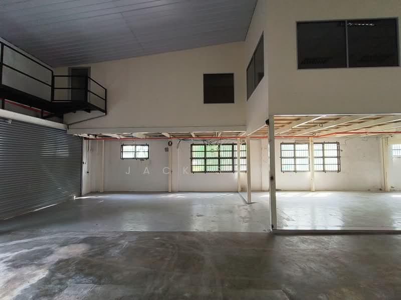 Kilang Teres untuk Disewa di Kawasan Perindustrian Bukit Tengah (Bukit Mertajam) - Jack Saw - Interior - PropertyGuru.com.my