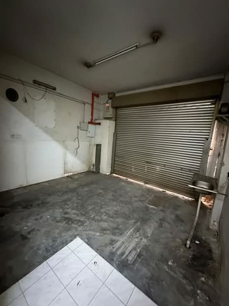 Kedai untuk Disewa di Permas Jaya (Johor) - Fong Lik - Interior - PropertyGuru.com.my