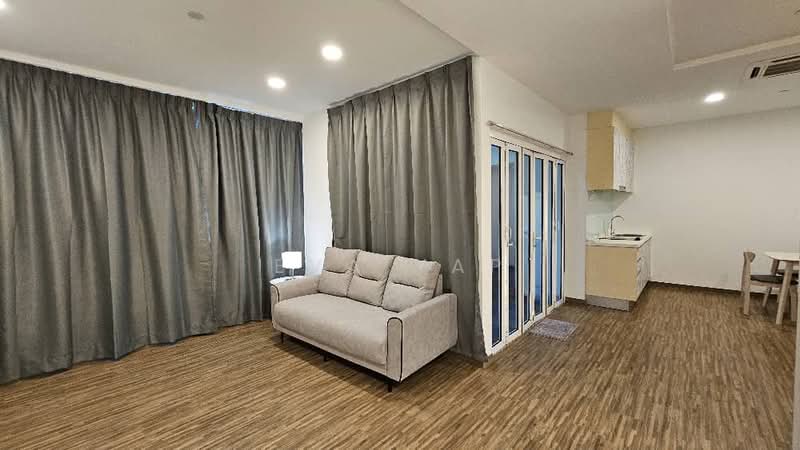 Kediaman Servis untuk Disewa di SOHO @ Zetapark - Eva Yap - Living Room - PropertyGuru.com.my