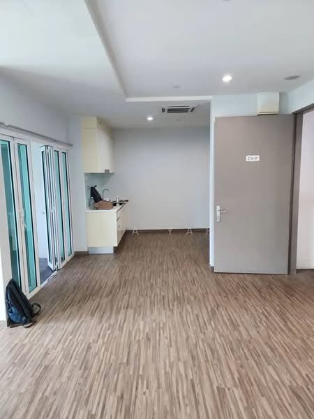 Kediaman Servis untuk Disewa di SOHO @ Zetapark - Eva Yap - Kitchen - PropertyGuru.com.my
