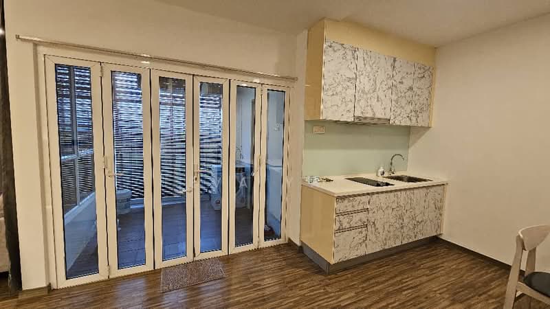 Kediaman Servis untuk Disewa di SOHO @ Zetapark - Eva Yap - Kitchen - PropertyGuru.com.my