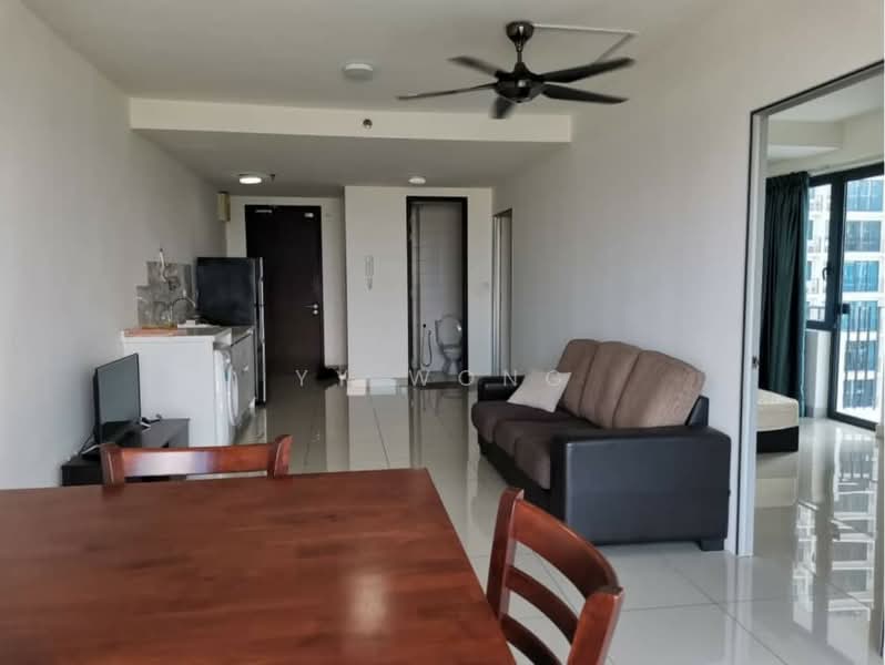 Kediaman Servis untuk Disewa di Trefoil @ Setia City - YY Wong - Living Room - PropertyGuru.com.my