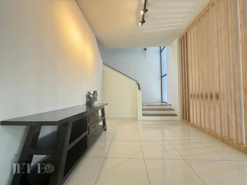 Bungalow House for Sale in Bandar Tropicana Aman (Telok Panglima Garang) - Daniel Kok - Entrance - PropertyGuru.com.my