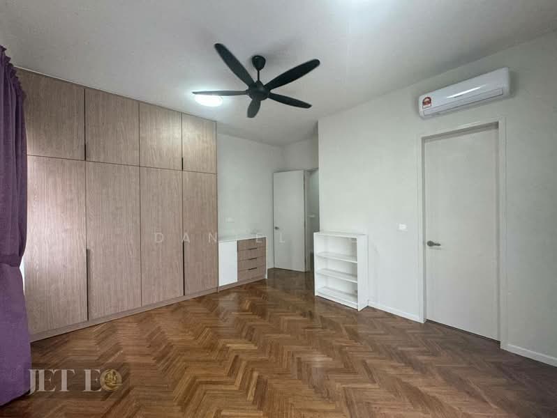 Bungalow House for Sale in Bandar Tropicana Aman (Telok Panglima Garang) - Daniel Kok - Bedroom - PropertyGuru.com.my
