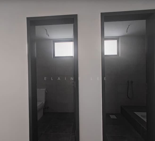 Shop / Office for Rent in Puchong (Selangor) - Elaine Lee - Bathroom - PropertyGuru.com.my