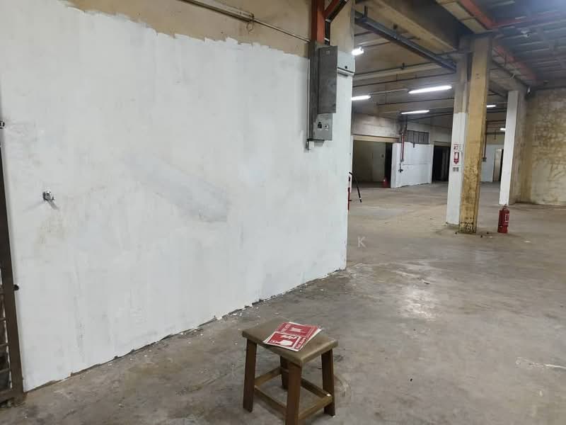 Detached Factory for Rent in Taman Desa Cemerlang (Ulu Tiram) - Fong Lik - Interior - PropertyGuru.com.my