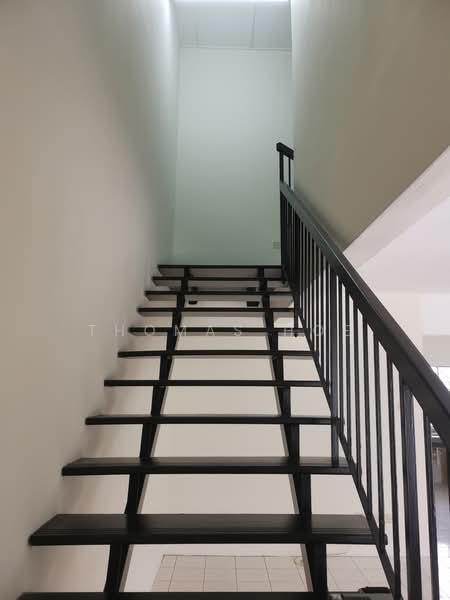 Rumah Teres 2-Tingkat untuk Disewa di Seri Kembangan (Selangor) - Thomas Hoe - Corridor - PropertyGuru.com.my