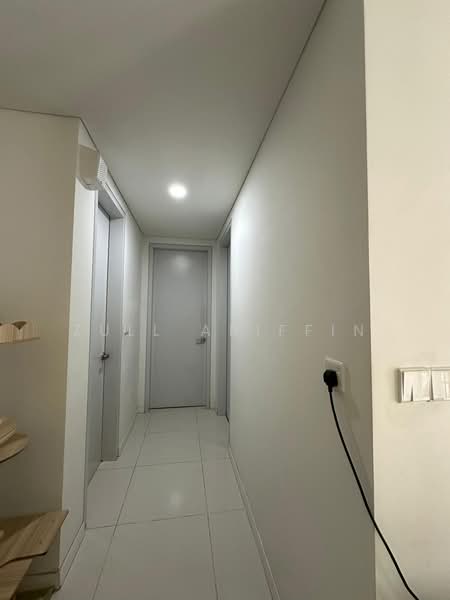Kediaman Servis untuk Dijual di The Ridge - ZULL ARIFFIN - Corridor - PropertyGuru.com.my