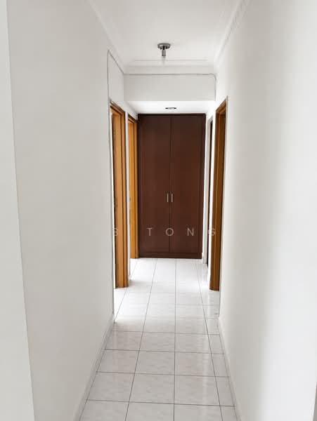 Kondominium untuk Dijual di Idaman Sutera - YB TONG - Corridor - PropertyGuru.com.my