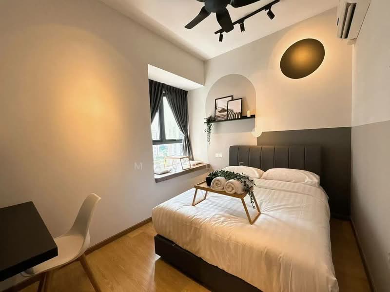 Kondominium untuk Dijual di Bay Point @ Country Garden Danga Bay - May Lee - Bedroom - PropertyGuru.com.my