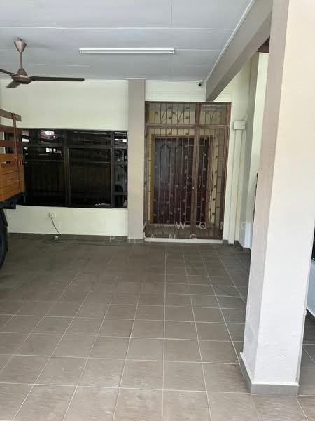 Rumah Teres 2-Tingkat untuk Dijual di Bandar Kinrara (Selangor) - Tommy Wong Phang - Entrance - PropertyGuru.com.my
