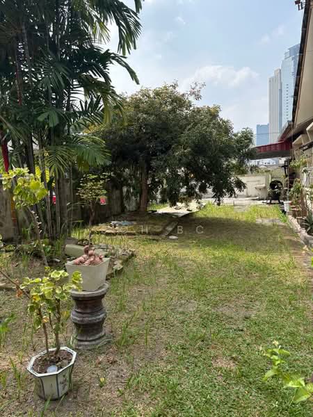 1-storey Terraced House for Rent in Seksyen 14 (Petaling Jaya) - Soh BC - Exterior - PropertyGuru.com.my