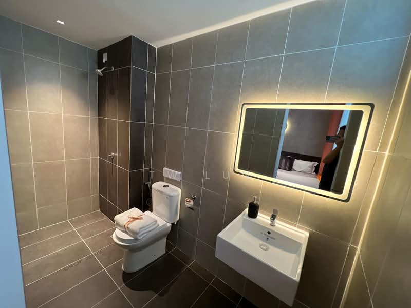Kediaman Servis untuk Dijual di M Nova - Tw Lun - Bathroom - PropertyGuru.com.my