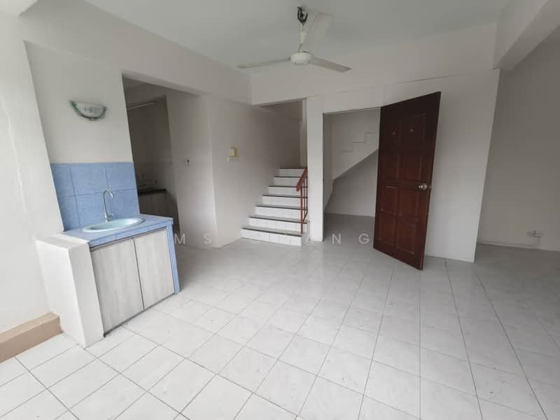 Townhouse for Sale in Taman Tunas Muda (Sungai Ara) - Ms Chang - Interior - PropertyGuru.com.my