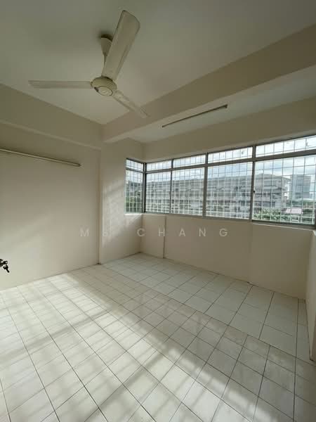Townhouse for Sale in Taman Tunas Muda (Sungai Ara) - Ms Chang - Interior - PropertyGuru.com.my