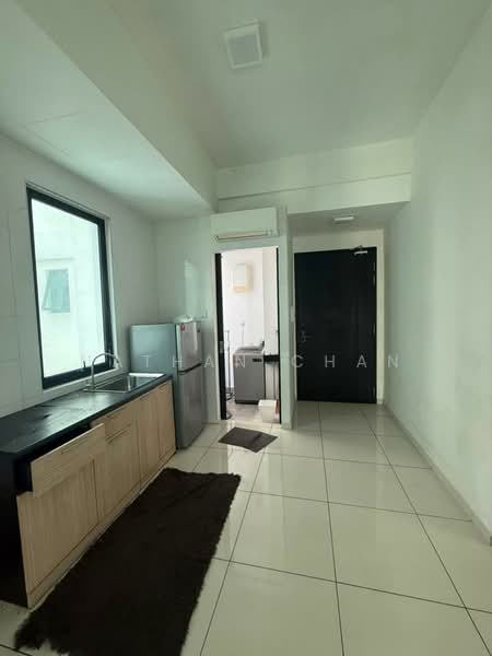 Service Residence for Sale at Wave @ Marina Cove - Nathan Chan - Kitchen - PropertyGuru.com.my
