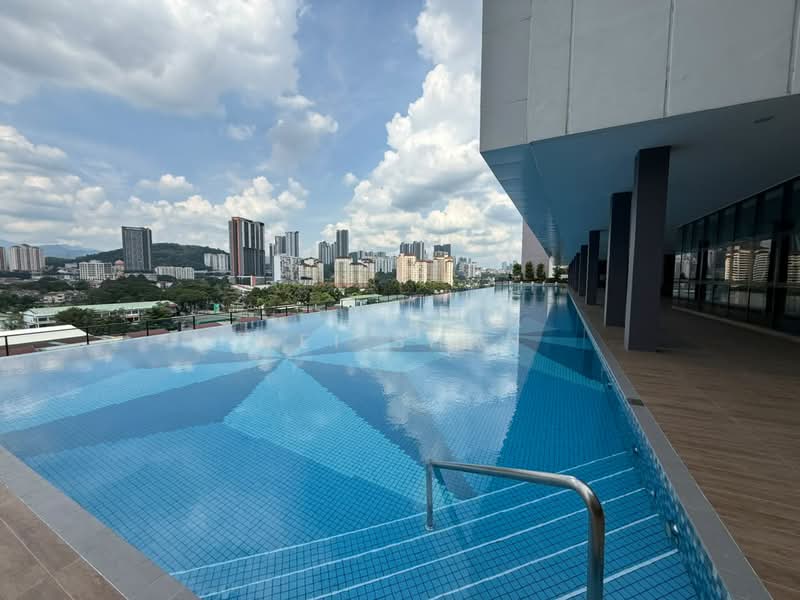 Kediaman Servis untuk Disewa di M Astra - Wei Shan - Pool - PropertyGuru.com.my