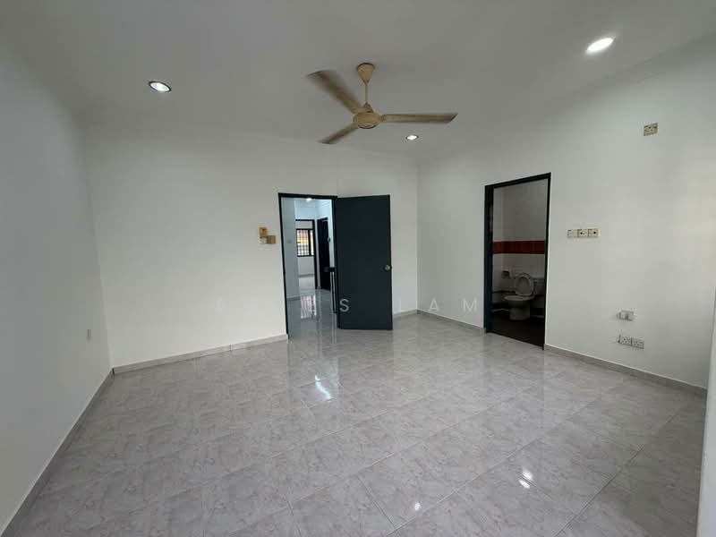 Rumah Teres 2-Tingkat untuk Disewa di Permas Jaya (Johor Bahru) - Aries Lam - PropertyGuru.com.my