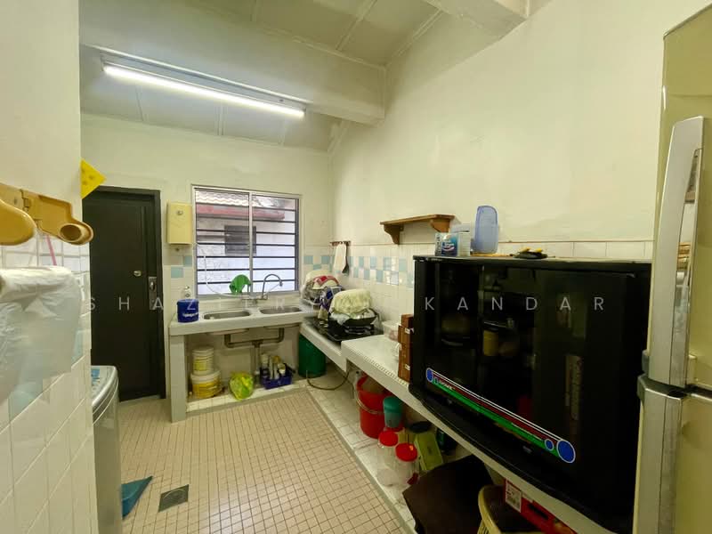 Rumah Teres 2-Tingkat untuk Dijual di Batu Caves (Selangor) - Shaziery Iskandar - Kitchen - PropertyGuru.com.my