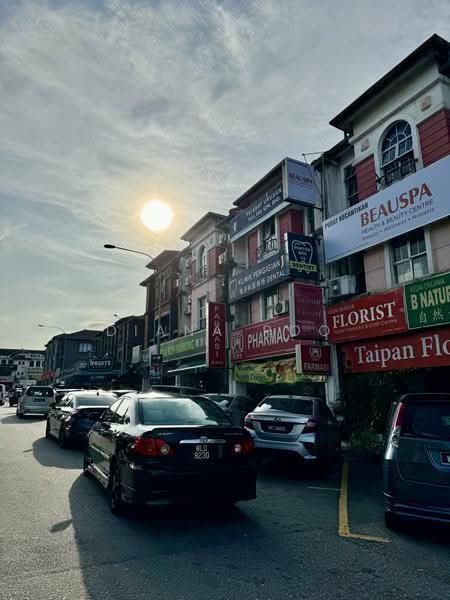 Shop / Office for Rent in Usj 10 (Subang Jaya) - Diana Poo - Exterior - PropertyGuru.com.my
