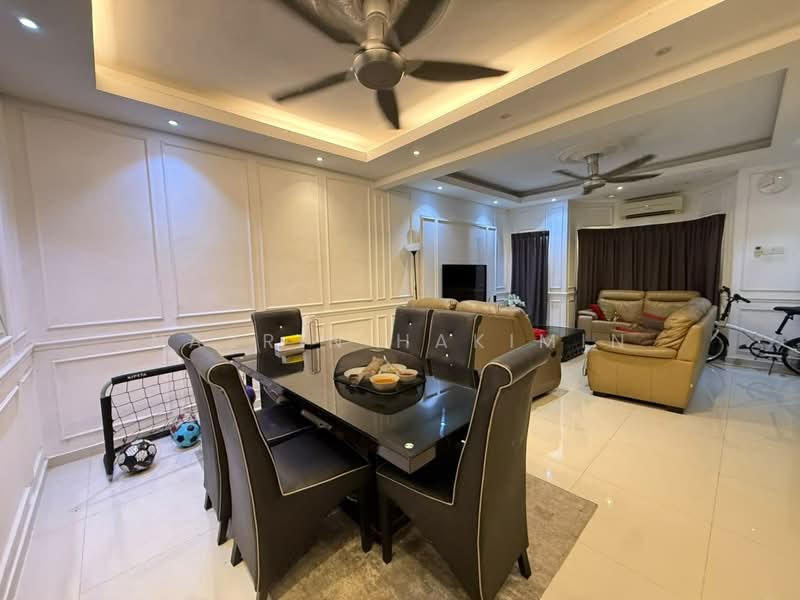 Terraced House for Sale in Taman Aman Putra (Puchong) - Nazrin Hakimin - Living Room - PropertyGuru.com.my
